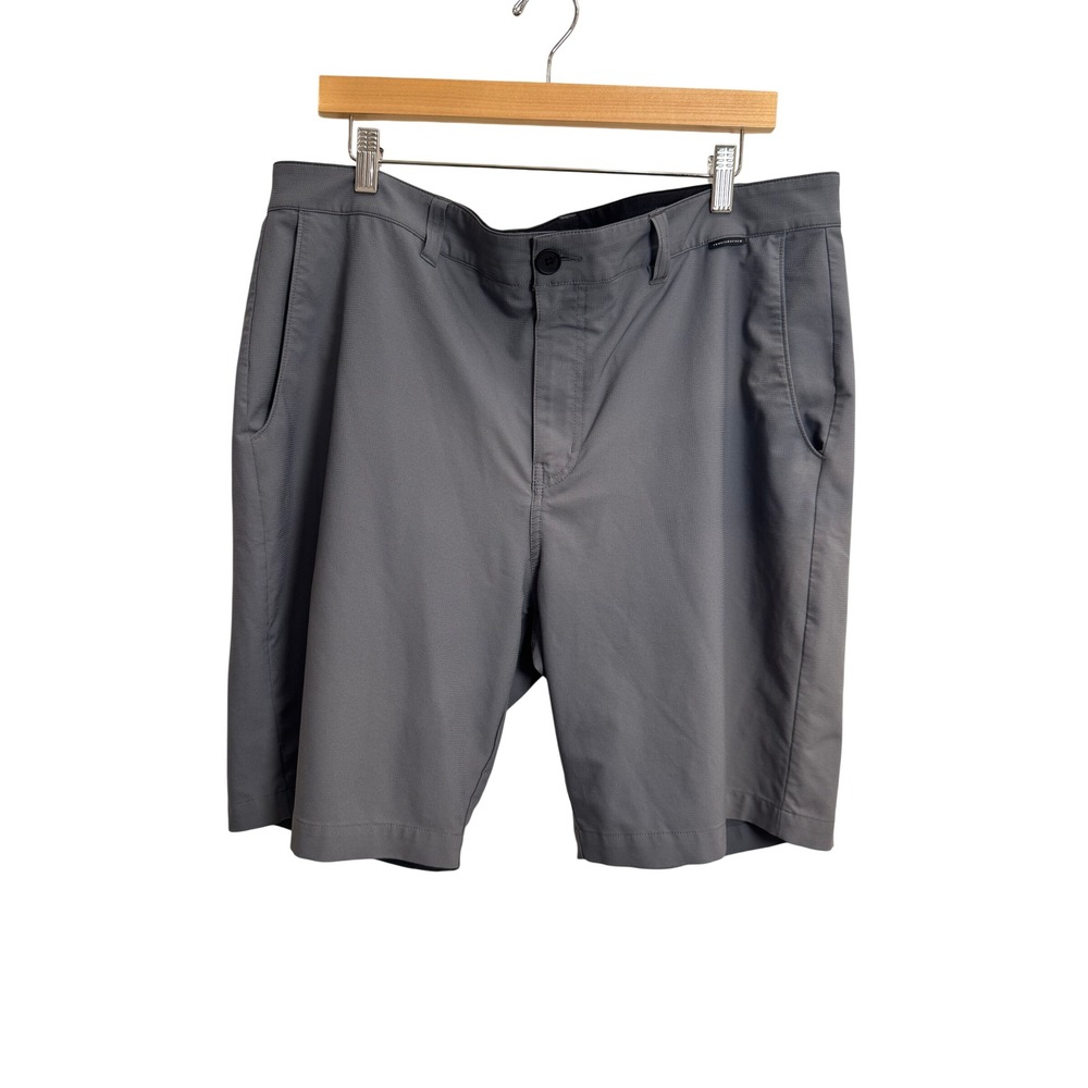 Travis Mathew Men Size 38 Beck Grey Performance Athleisure Golf Shorts